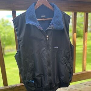 Patagonia Black Vest - Men’s Large
